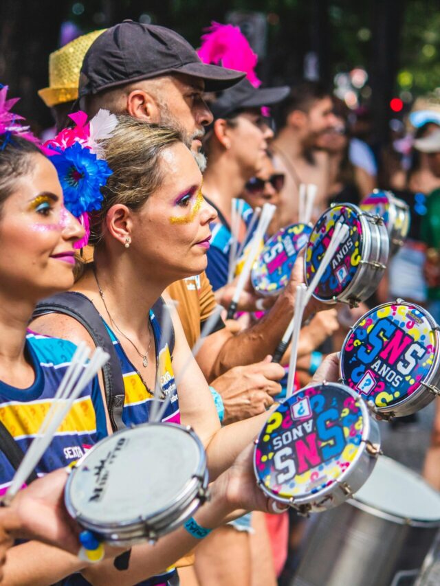 Destinos para o Carnaval 2025!